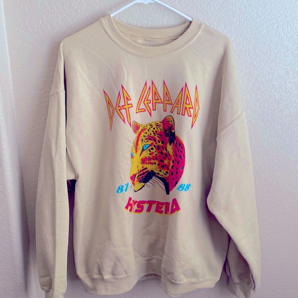 Led Zeppelin Oversized Graphic Crew Neck!